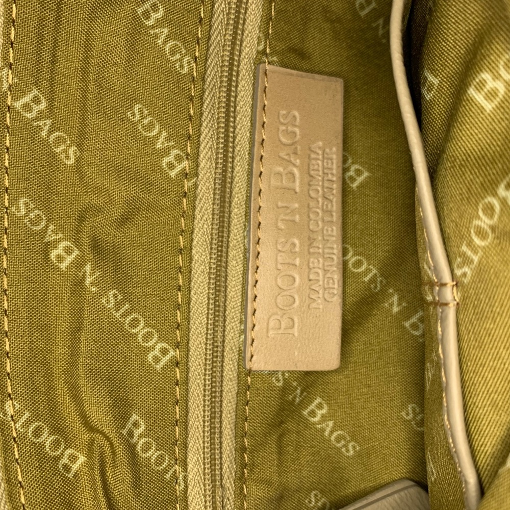 Boots N Bags Leather Crossbody Bag - Picture 4 of 4
